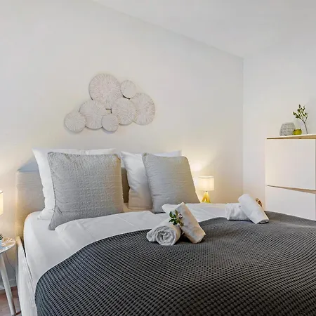 Διαμέρισμα Km Style 7 *